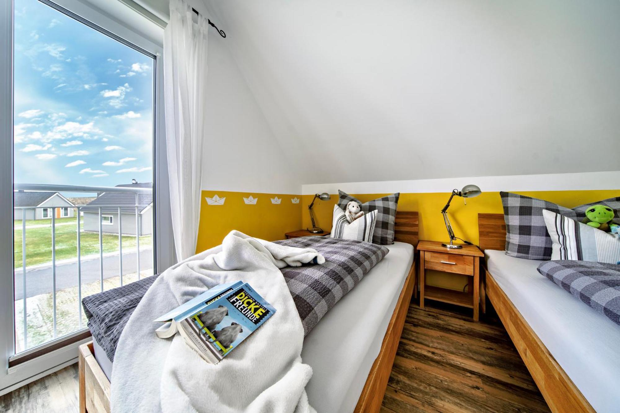 Ferienhaus Lieblingsplatz By Seeblick Ferien Oro, Direkte Wasserlage,Sauna,Kamin Olpenitz Bagian luar foto