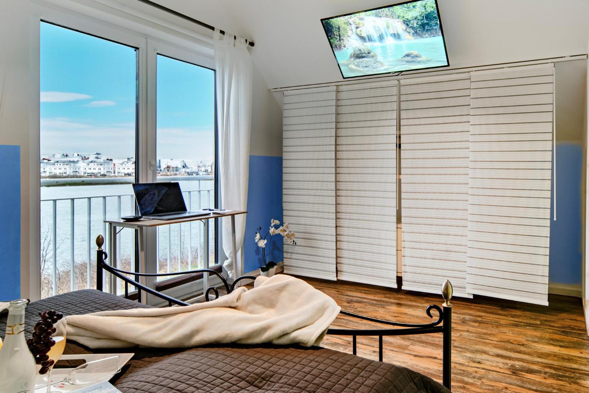 Ferienhaus Lieblingsplatz By Seeblick Ferien Oro, Direkte Wasserlage,Sauna,Kamin Olpenitz Bagian luar foto